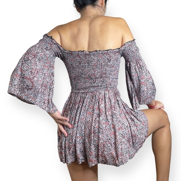 Ecote Boho Chic Witchycore OffShoulder Smocked Paisley Romper Size S - Picture 6 of 16